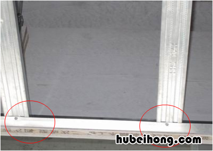 轻钢龙骨吊顶的施工工艺流程 轻钢龙骨吊顶详细过程