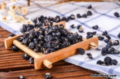 三种人坚决不能喝黑枸杞 黑枸杞一次泡水多少粒