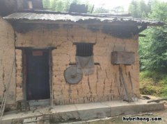 土墙怎么能抹上水泥 土墙怎么能抹上水泥不掉视频