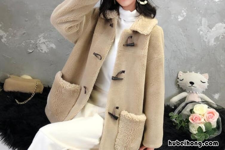 在家里羊剪绒大衣怎么洗 羊剪绒大衣怎么干洗