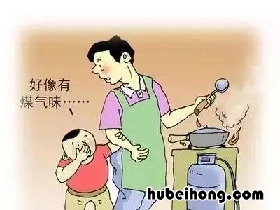 燃气使用过程中的错误行为是 燃气使用过程中插卡