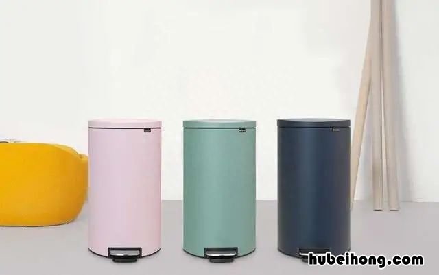 家用垃圾桶英文怎么说 家里用的垃圾桶英文