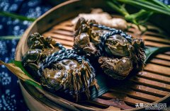 活螃蟹放在冰箱冷藏还是冷冻好 活螃蟹放在冰箱冷藏还是冷冻保存