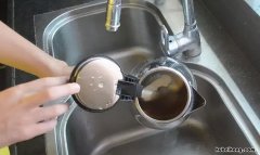 电水壶怎样除水垢 电水壶水垢怎么清除