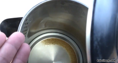 电水壶里的水垢怎么处理掉 电水壶里面的水垢怎么清除
