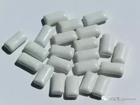 去污渍小技巧 白衣服发黄洗白简单有效方法