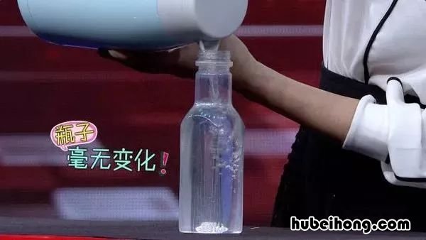 衣服皱巴巴怎么弄 衣服皱巴巴的怎么弄平