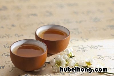 隔夜茶的好处和作用 隔夜茶有什么好?能喝吗?