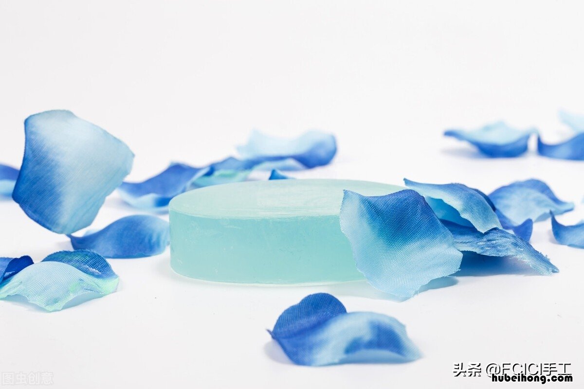 怎么处理高跟鞋磨脚的问题 怎么处理高跟鞋磨脚的痕迹
