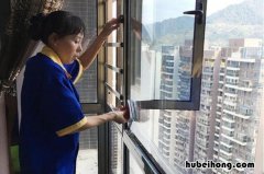 擦玻璃注意事项有哪些 擦玻璃注意事项有哪些