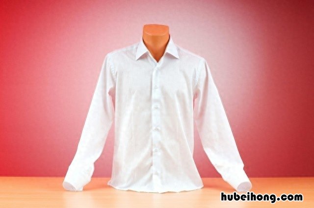 衣服发霉了怎么去 衣服发霉了怎么去除霉味