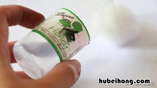 怎么除去皮肤上染发剂的颜色 怎么除去皮肤上染发剂的味道