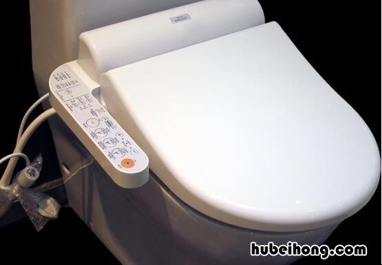 智能坐便器盖板如何保养 智能坐便器盖板如何保养和清洗视频