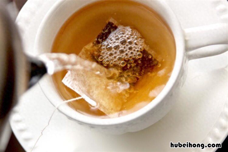 水杯是玻璃杯好还是陶瓷杯好 保温杯,玻璃杯,陶瓷杯哪个好