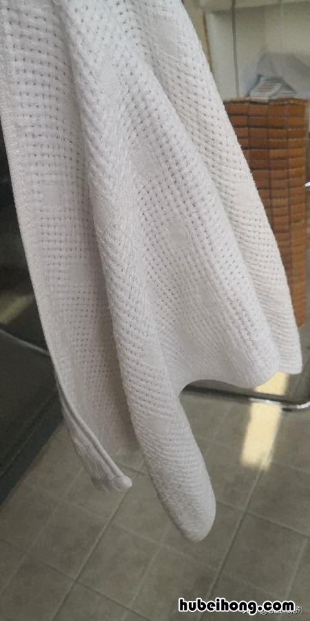 发霉的衣服用什么方法洗 发霉的衣服怎么才能洗掉