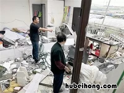 燃气灶打不着可以用打火机吗怎么办 燃气灶打不着可以用火引着