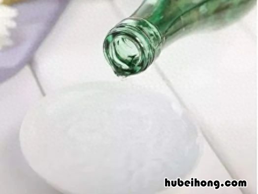白醋和牙膏混合有什么用处和功效 白醋和牙膏混在一起有什么效果