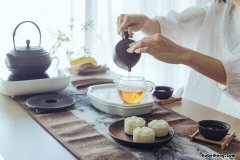 陈年茶渍怎么去除衣服上的 陈年老茶渍怎么去除