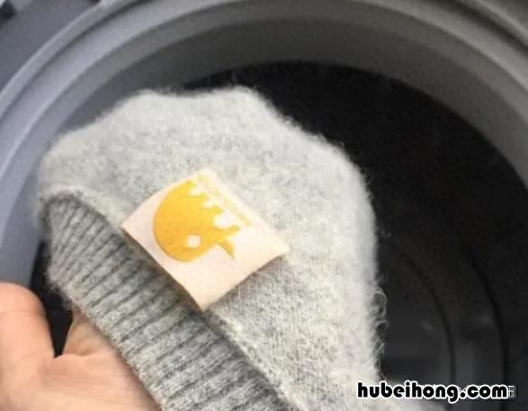 拉绒羊绒衫怎么洗 拉毛羊绒衫怎么洗