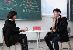 裤子拉链忘记拉,还大街上走了一圈 裤子拉链没拉