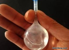 开塞露可以去颈纹吗 凡士林真的可以淡化颈纹吗