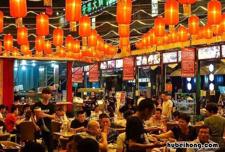 夜市一般几点开到几点 夜市一般几点开门