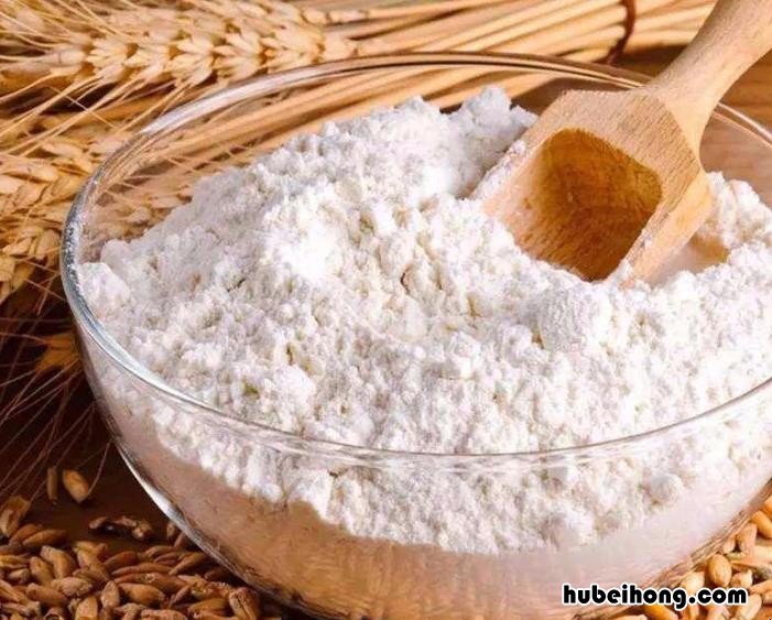 如何判断面粉变质 怎么分辨面粉有没有坏