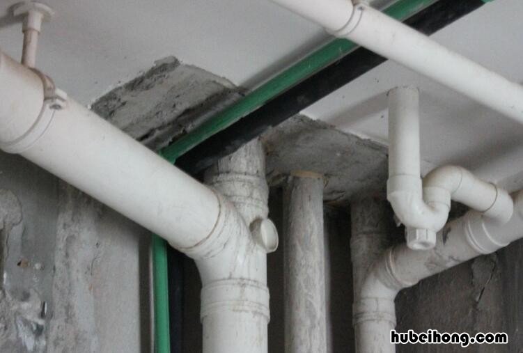 家里水管冻了没有水怎么办 水管冻住没有水