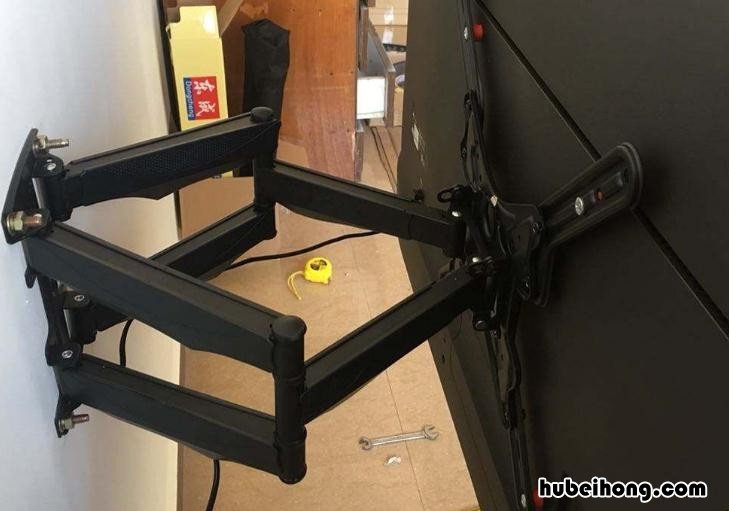 电视挂架高度多少合适 电视挂架装多高合适