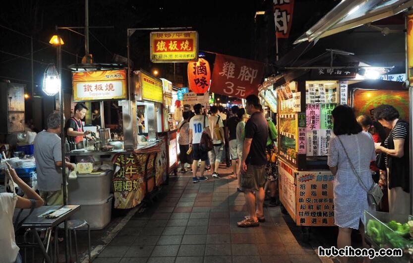 怎么在夜市摆地摊 怎么摆夜市才挣钱