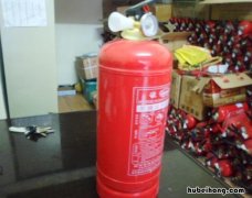 怎样使用干粉灭火器 怎样使用干粉灭火器灭火