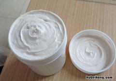 腻子膏为什么与墙沾不上 腻子膏变稀这么回事