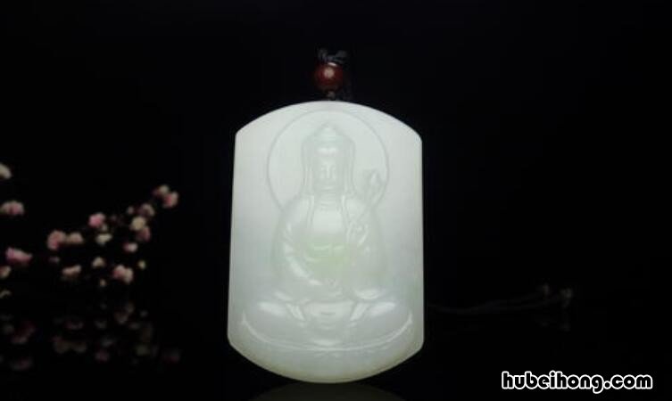 昆仑玉与和田玉的区别是什么 昆仑玉和和田玉的关系