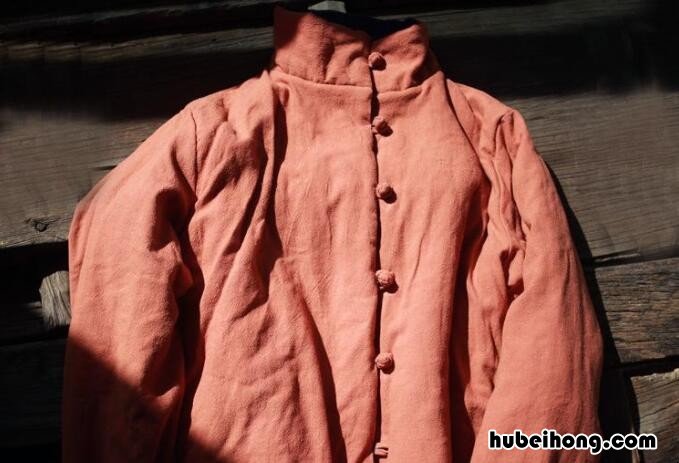 棉服皱了怎么弄平 棉服皱了怎么弄平整好看