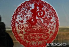 静电窗花怎么贴玻璃上 静电粘贴窗花