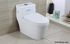 马桶反臭味怎么办 二楼马桶返水的原因