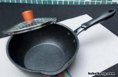 麦饭石锅糊锅怎么处理 麦饭石锅糊锅怎么处理掉色