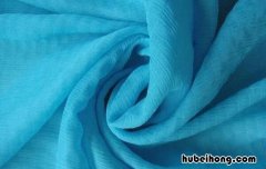 熨烫化纤面料应注意什么 化纤衣服熨烫发亮怎样修复