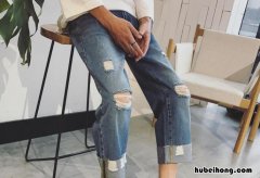 牛仔裤有捂臭的异味怎么办 牛仔裤有股臭味怎么处理