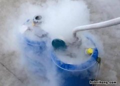 氨气与水反应的方程式是什么 氨气和水反应