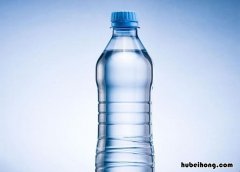 矿泉水如何挑选 市面上的矿泉水怎么选择