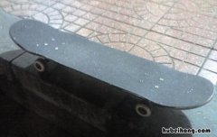 磨砂滑板沾水了怎么办 滑板磨砂膜很脏怎么洗才干净