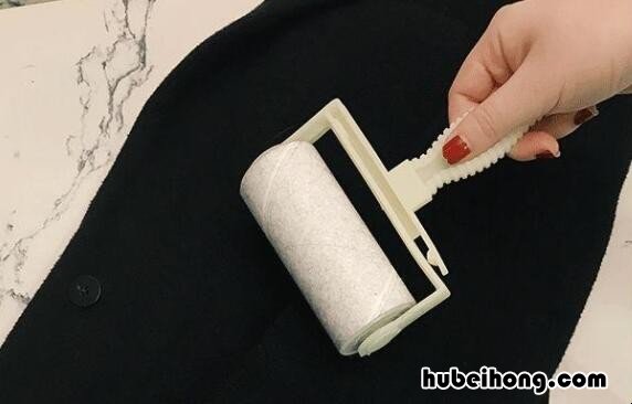 裤子沾满了毛怎么办 裤子上沾的毛毛