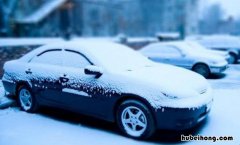 车上的积雪能用布擦吗 汽车上有积雪用不用铲掉