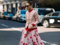 轻薄羽绒服如何清洗 轻薄羽绒怎么清洗保养方法