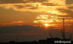 落日余晖是什么意思 落日余晖是什么意思爱情