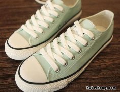 鞋子可以用漂白剂漂白吗 鞋子可以用漂白水泡吗多久
