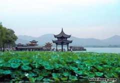 西湖的传说是什么 西湖的传说四年级阅读答案