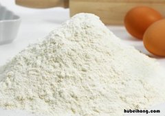 高筋面粉和普通面粉有什么区别 高筋面粉和普通面粉有什么区别?