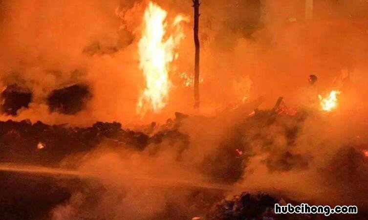 轻金属火灾可以用水灭火吗 轻金属用什么灭火